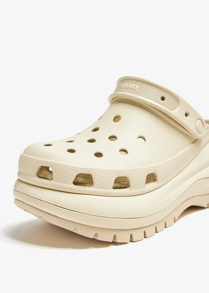 Crocs mega crush clogs "bone"