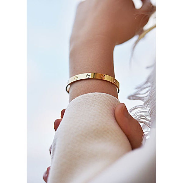 Love Bangle 18k Gold