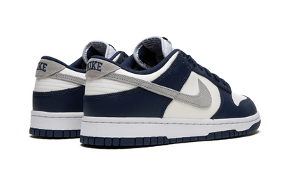 Low "Navy / White / Grey"